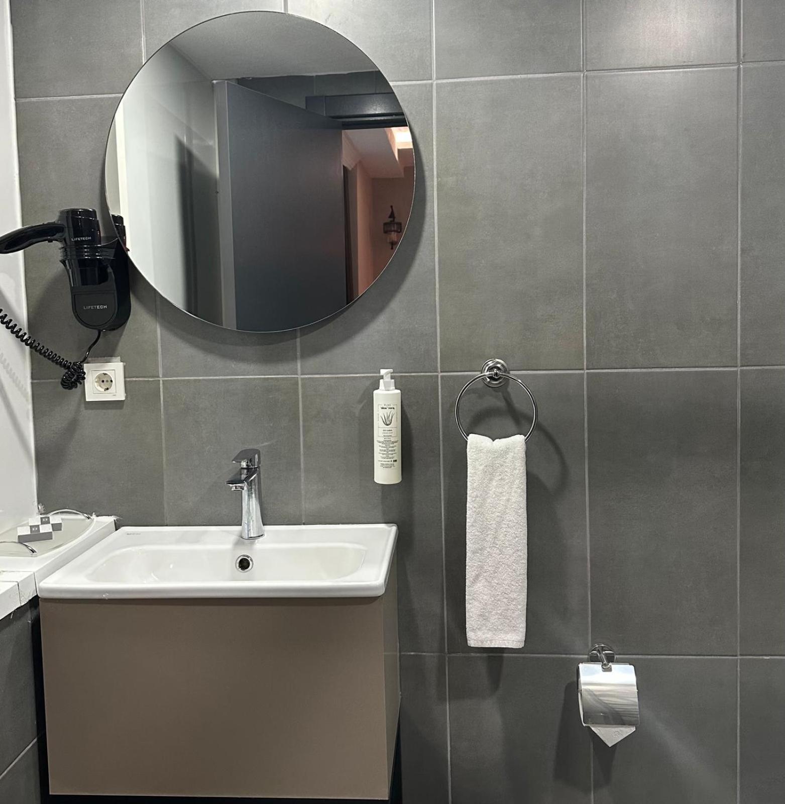 Monezza Hotel Maltepe 伊斯坦布尔 外观 照片